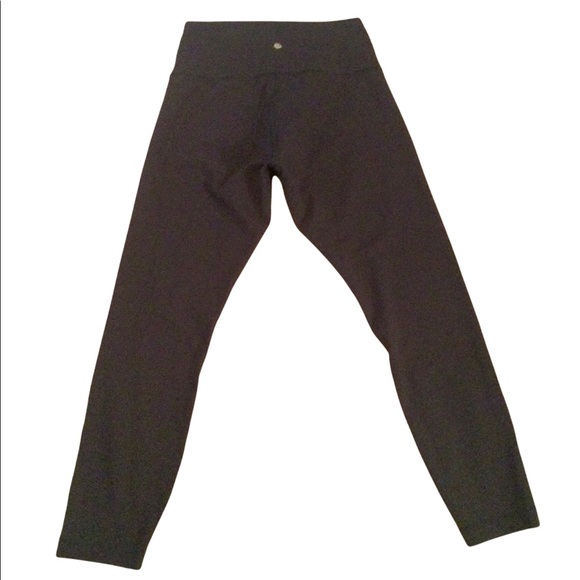 LULULEMON leggings.perfect condition. Comes with tote bag. - Picture 4 of 5